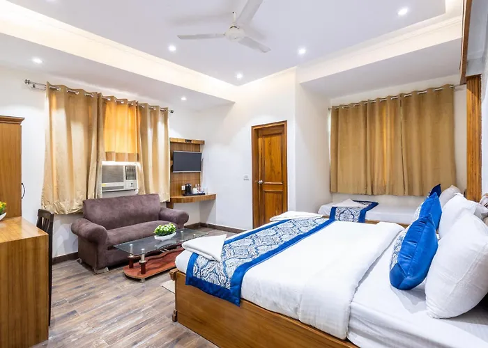 Hotel Garden View - Near Karol Bagh Metro Station And Gaffar Market