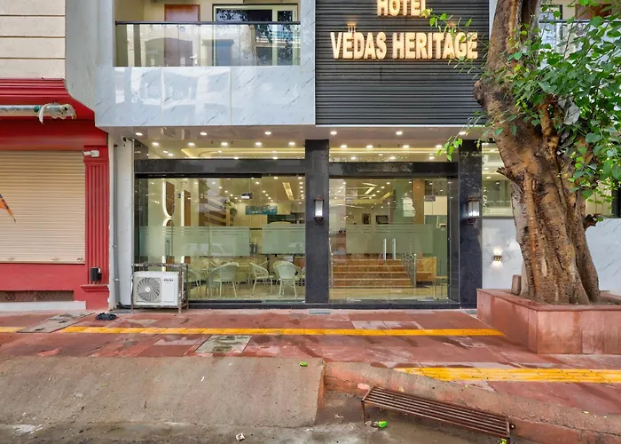 Hotel Vedas Heritage - Karol Bagh - Newly Renovated