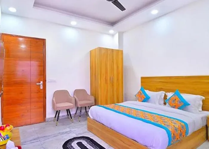 Fabhotel The Param Continental